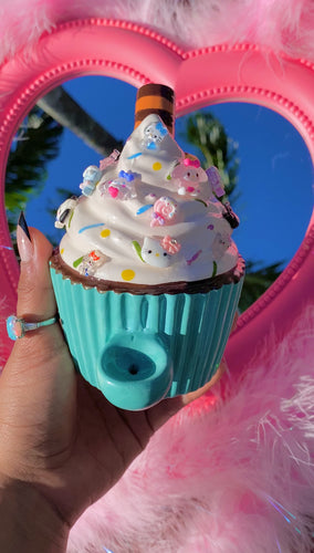 Hello Kitty And Friends Cupcake Ceramic 🧁 READY TO SHIP