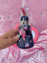 Load image into Gallery viewer, Peak Charms Keychain (Choose in Drop-down)